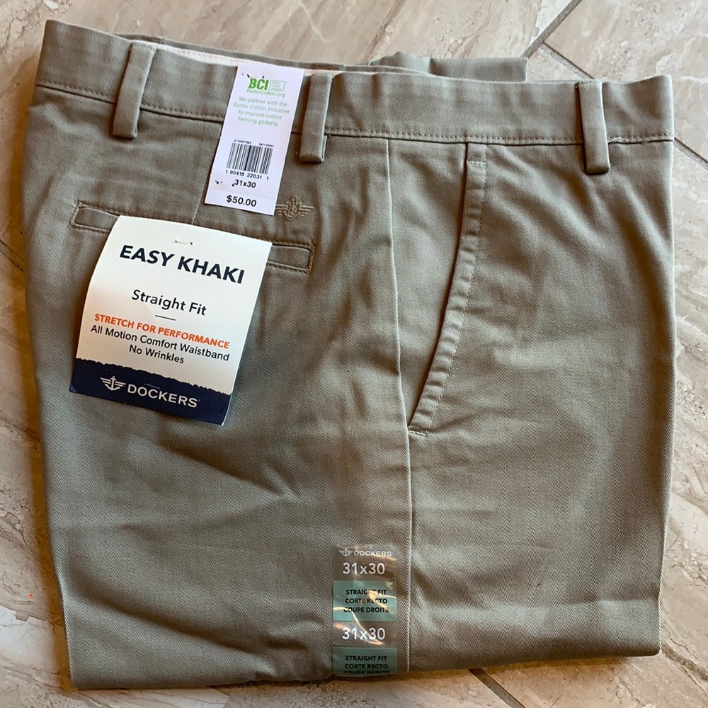 NWT Dockers Easy Khakis
